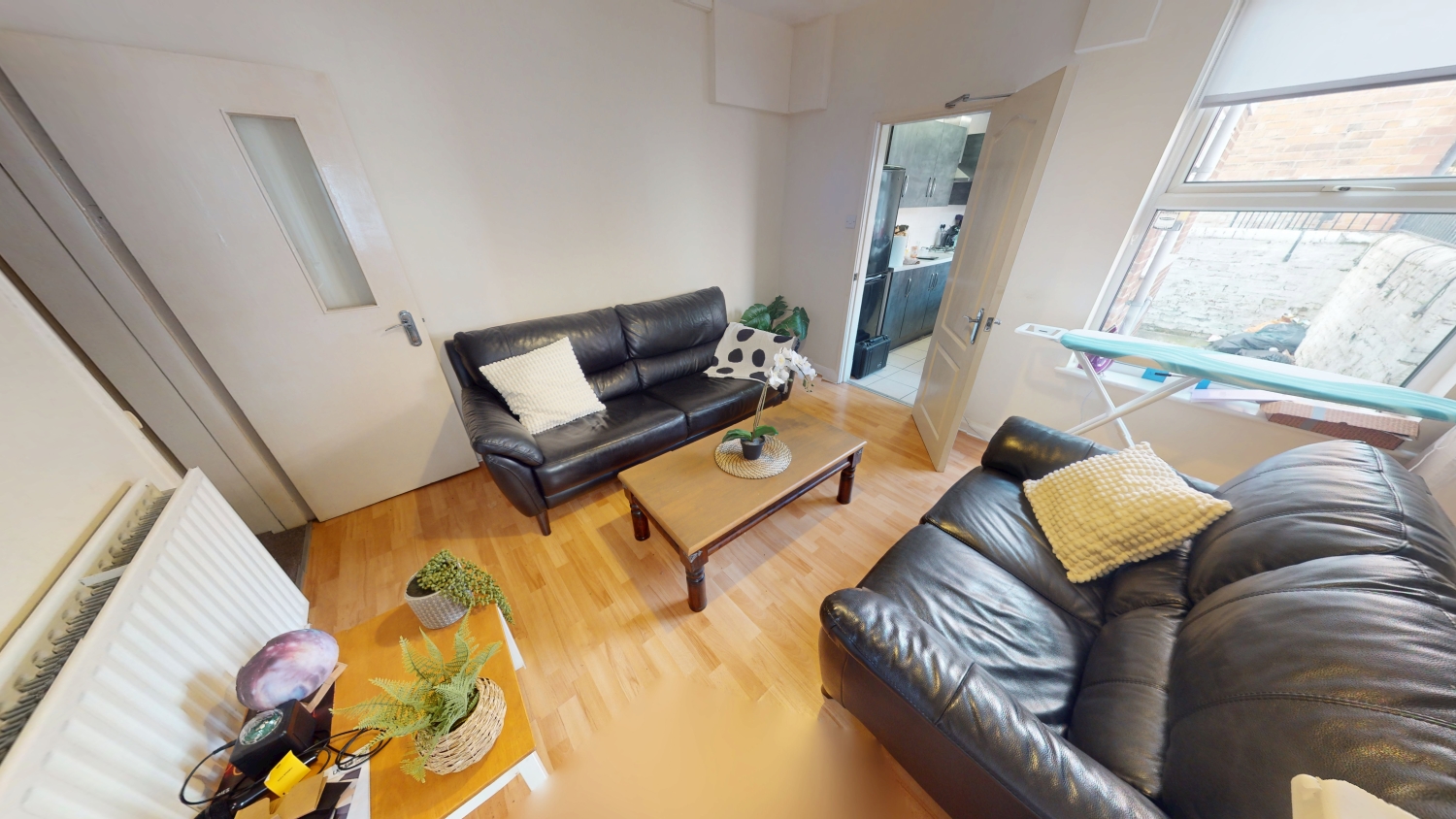 10 St Pauls Avenue, Nottingham, NG7